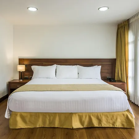 Hotel Portales Del Campestre Medellin Exterior photo