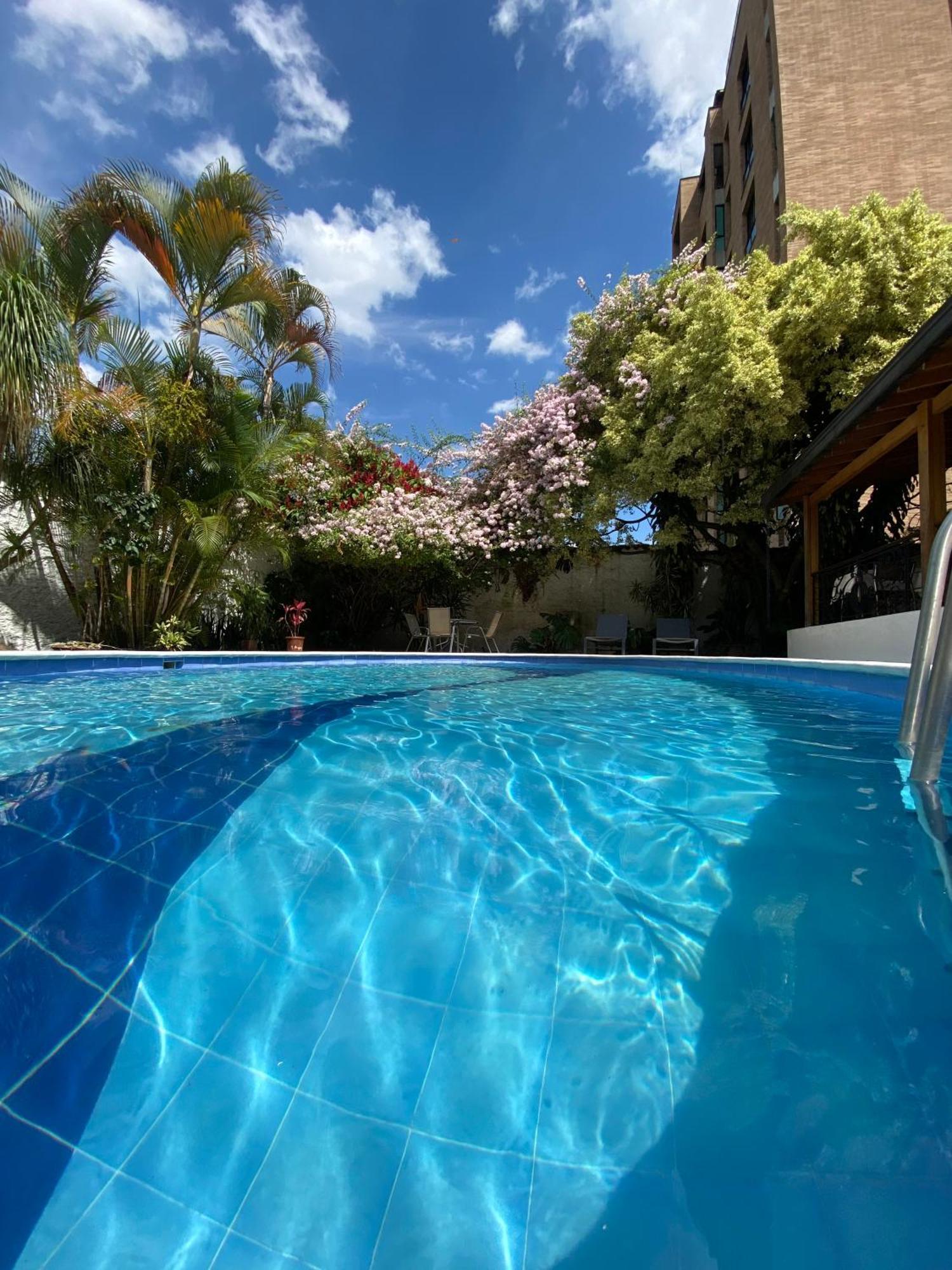 Portales Del Campestre 4* Medellín